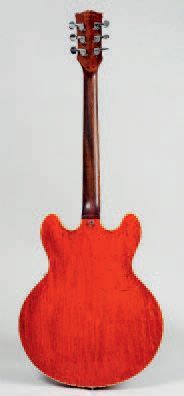 null Guitare électrique fine line de marque GIBSON modèle ES-335 TD C, de 1972 n°...