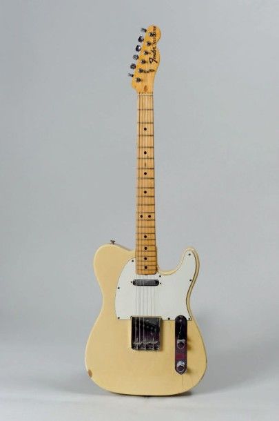 null Guitare électrique solidbody de marque FENDER modèle Telecaster de 1972 n° de...