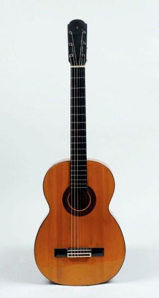 Guitare espagnole de Juan LOPEZ, faite à...