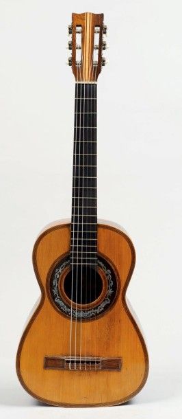 Guitare classique de petite taille espagnole...