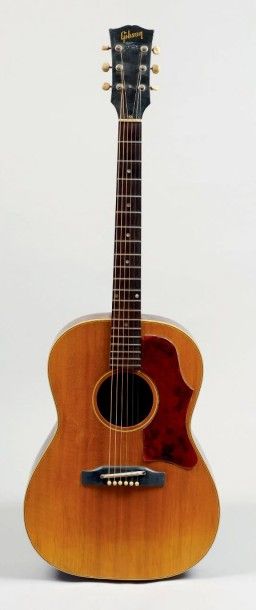 null Guitare acoustique de marque GIBSON modèle B25 de 1966, n° de série 4049 60
Finition...