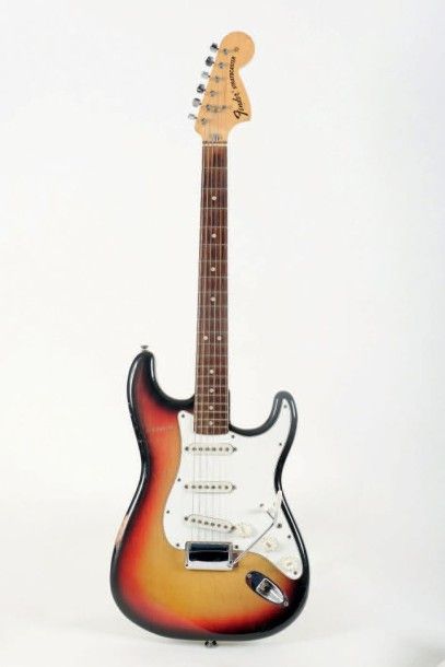 null Guitare électrique Solidbody de marque FENDER, modèle
Stratocaster de 1973,...