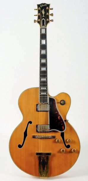 null Guitare électrique Archtop de marque
GIBSON modèle L5 CES, 1960 n° de série...