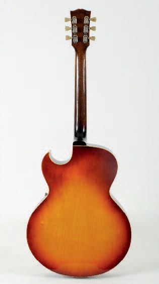null Guitare électrique Archtop de marque GIBSON modèle ES 175D de 1965, n° de série...