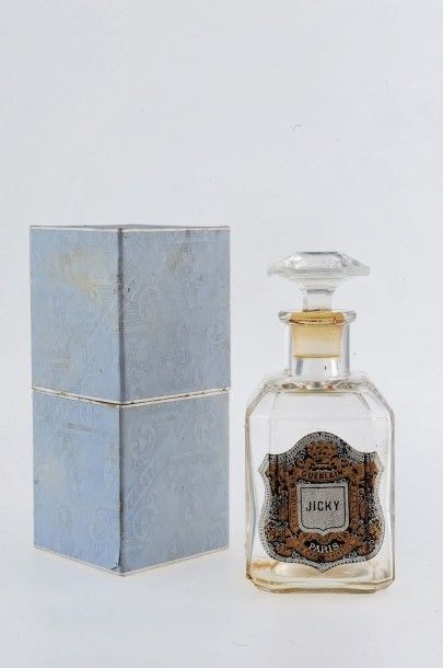 Guerlain «JICKY»
Flacon modèle carafon en verre, orné en relief par «la femme aux...