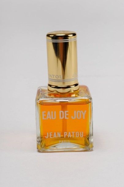 Jean Patou "EAU DE JOY"
Flacon atomiseur titré "Eau de Joy Jean Patou"