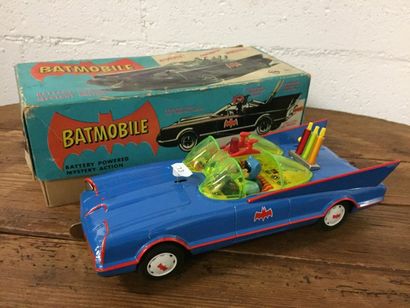 GAMA BATMOBILE - battery toy n° 5900 (bo). Bon état.