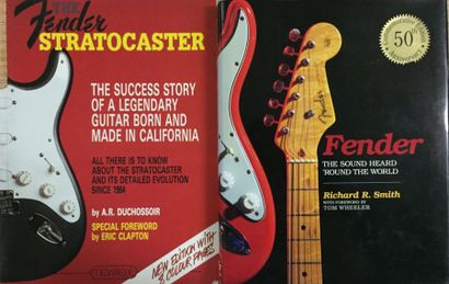 null Lot de 2 ouvrages sur Fender dont Fender Stratocaster by AR.D