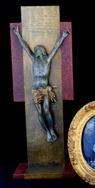 Christ perizonium noué à gauche, bronze patiné
XVIIIe...