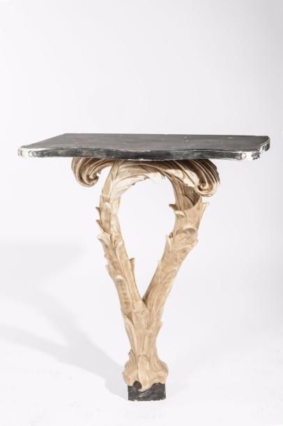 ROCHE Serge (1898-1988) 
Console d'époque en plâtre patiné d'origine. Décor d'une...