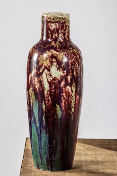 Pierre-Adrien DALPAYRAT (1844-1910) 
Deux vases oblongs à col étranglé en grès émaillé...