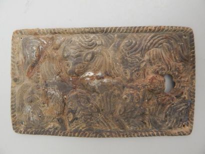 null Paire de plaques en argent à décor de tigres terrassant un cervidé.
Chine, Ordos-Arts...