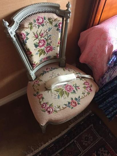 null Deux chaises style Louis XVI