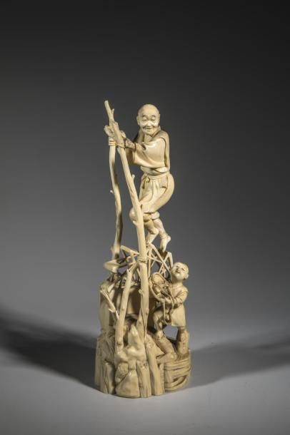 null Okimono en ivoire sculpté un paysan au moulin à eau.
Japon, (epoque Meiji 1868-1912)
H:...