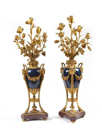  Henry DASSON (1825-1896) 

Paire de candélabres en bronze ciselé doré et tôle laquée... Gazette Drouot
