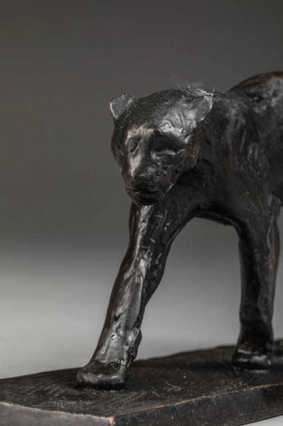 null Travail français des années 30

Panthère marchante

Sculpture, épreuve en bronze...