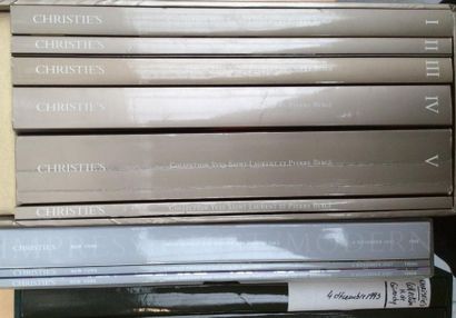 null Christie's

Coffret des catalogues Yves Saint laurent et Givenchy