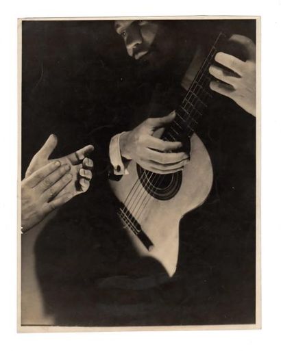 null Guitare de Manuel RAMIREZ au millésime de 1910 à Madrid
Diapason 656mm, espacement...