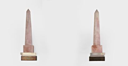 null Deux obelisques en quartz rose 

H.: 30 cm

ALM