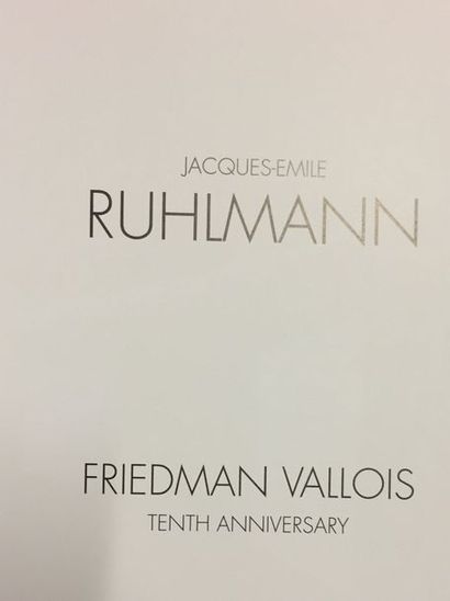 null Tout sur Ruhlmann , lot composé de : 

Ruhlman un génie de l'art déco (Somogy)...