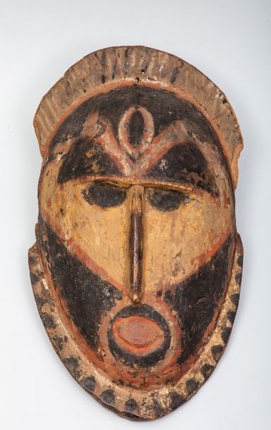 null Ancien masque utilisé au cours des rituels associés à la cultures des ignames....