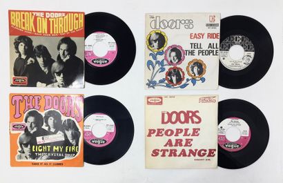 POP ROCK Lot de 4 Eps/ 7“ des Doors. Set of 4 Eps/ 7“ of The Doors. 

VG/ EX VG+/...