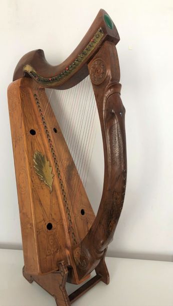 null Rare Harpe Cridhe par Joel HERROU Luthier en copie de la harpe "Queen Mary 1995",...