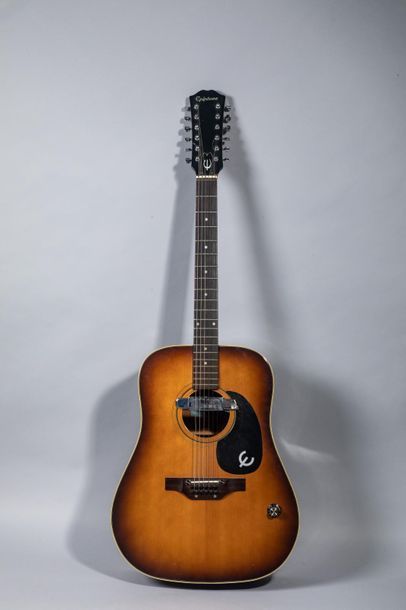 null Guitare FOLK 12 cordes de marque EPIPHONE modèle FT-160 made in Japan c.70

avec...