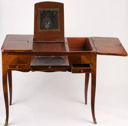 null Mirror cabinet in veneer wood, H 68,5cm, L 77cm, Depth 49,5cm. A stool with...