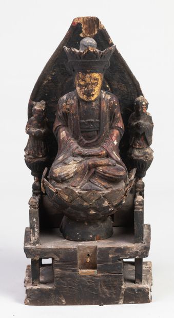 null Sculpture en bois Bouddha assis sur un Lotus, H 39cm. (accidents)