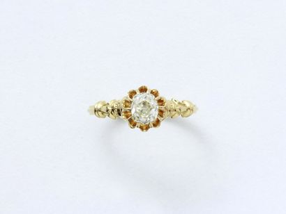 Solitaire ring in gold 750 thousandths, decorated...