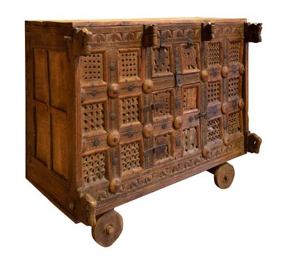 null Travelling chest with wheels, (Indian work), H : 101cm, W : 122cm, D : 51.5...