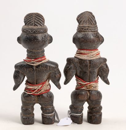 null ADIOUKROU R.COTE D'IVOIRE Couple of statuettes Rare couple of statuettes of...