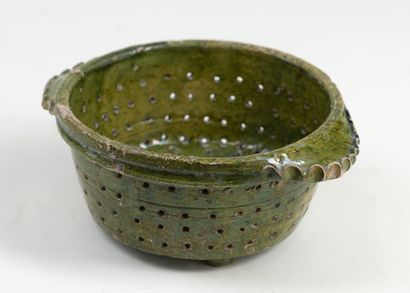 null Earthenware drainer and green glaze in Pré d'Auge, Diam : 23cm