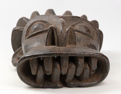 null KOM CAMEROON Mask "DJUO KUNG" of the initiatory society "MEKONTUO" of great...