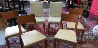 null Un lot de quatre chaises de marque Designer Paolo Cattenan Italie et deux chaises...