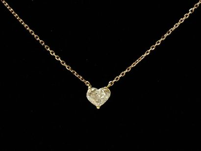 null Collier en or 750 millièmes, centré en pendentif d'un diamant taille coeur en...