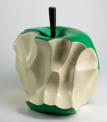 null Julien GUDEA XXIst century "Apple even more crunched" alloy in multi resin,...