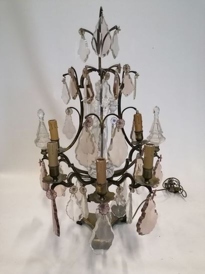 null Lamp with five branches and two daggers Girandole with white Guan Yin decoration...