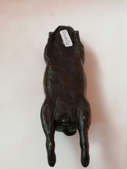 null «Cochon sauvage» sculpture en terre patinée, H : 20cm