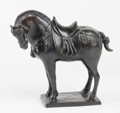 null 20th century school "Circus horse" Bronze print with dark brown patina, H :...