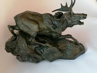 null Antoine Louis BARYE 1795 -1875 "Elk surprised by a lynx" Bronze proof, light...