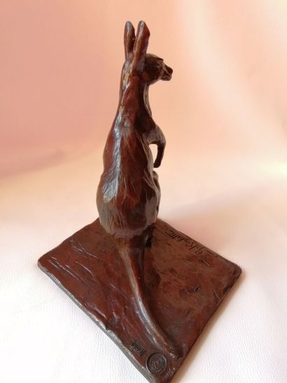 null Guido RIGHETTI 1875 - 1958 «Grand Kangourou gris» Épreuve en bronze à patine...