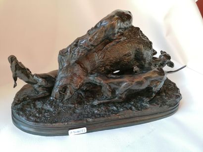 null Pierre-Jules MÊNE 1810-1879 "Boar hunt (boar taken by four dogs)" Bronze proof...