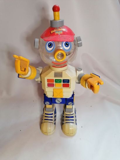 null "Nono le robot" en été de marche, H44cm, année 1991 Toybiz inc.1991 (manque...