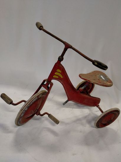 null Red tricycle, 72 cm, year 50