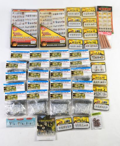 null Lot of 42 blisters characters


and railway posts, BO