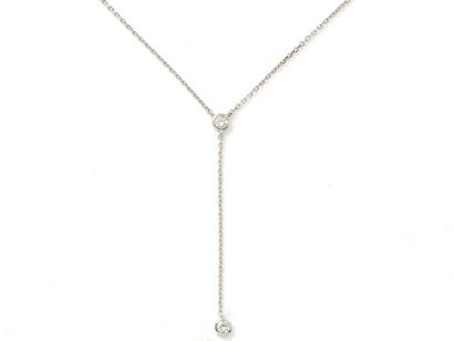null Necklace in white gold 750 thousandths, composed of a fine chain mesh forçat...