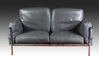 null Classic Italian Design Sofa, Made in MILANO, Inspired by the Corbusian