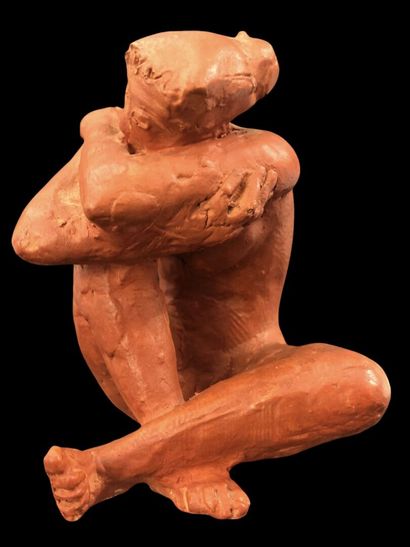 null VOLTI Antoniucci (1915-1989) "Femme assise" sculpture en terre cuite signée...
